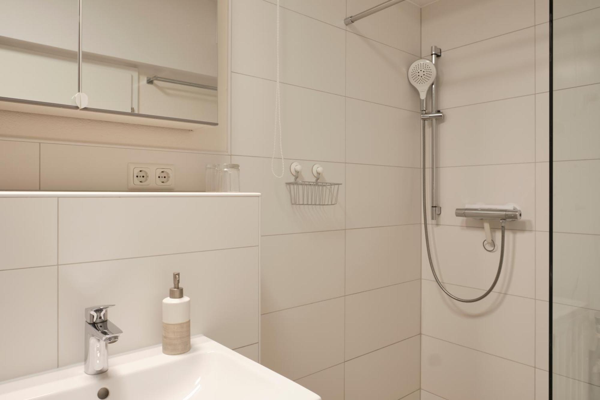Schwerin Apartment Am Pfaffenteich Ngoại thất bức ảnh